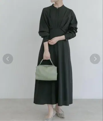URBAN RESEARCH ROSSO 돌먼 허리 쉐이프 원피스