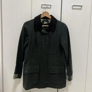 다크 그린 미디엄 길이 자켓