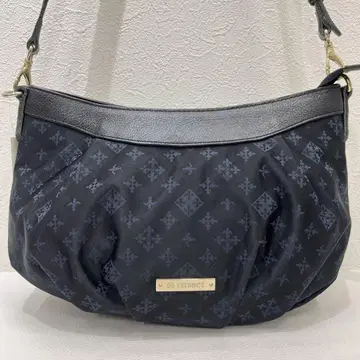 3387 russet 러셋 숄더백 올 패턴 블랙 x 네이비 계열