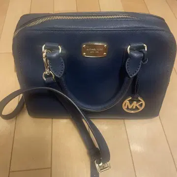 Michael Kors 네이비 숄더백