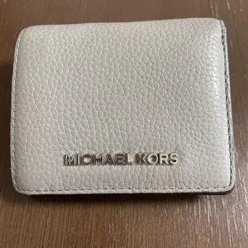 MICHAEL KORS 그레이 접이식 지갑