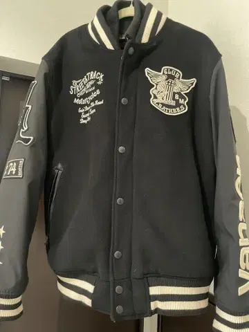 Vanson 바시티 자켓 블랙
