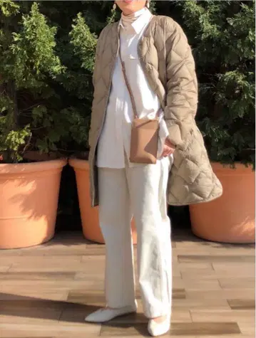 UNIQLO 울트라 라이트 다운 퀼팅 코트 베이지 XL