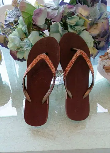 여성용 브라운 스팽글 비치 샌들 24cm