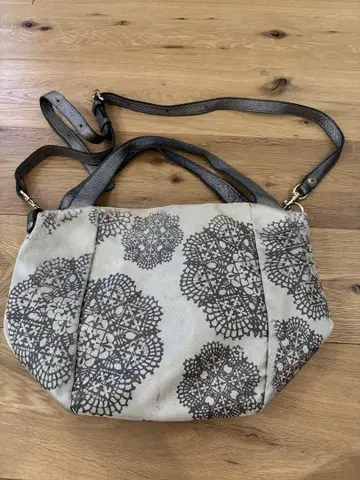 russet 러셋 숄더백