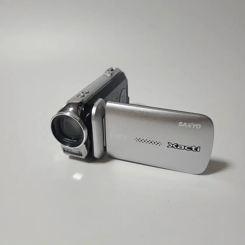Sanyo Xacti DMX-GH1 Vintage Camcorder Digital Camera #산요,#작티