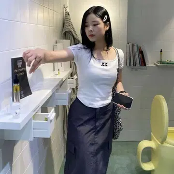 Rest & Recreation 반팔T셔츠 화이트
