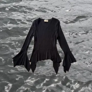 Carrie Allen vintage pleated top
