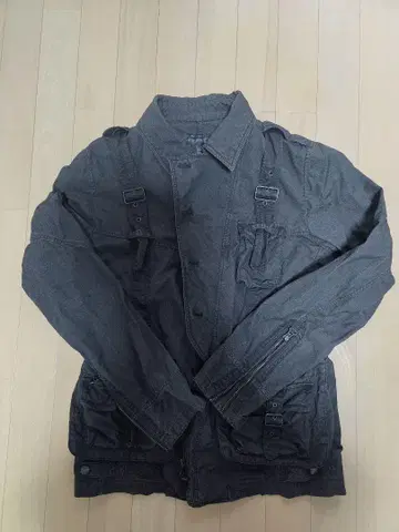 다크 그레이 밀리터리 자켓