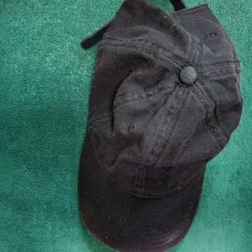 블랙 캡 코튼 소재