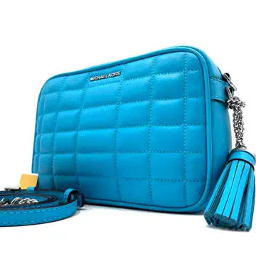 미사용 보관품 마이클코어스 숄더백 로고 체인 퀼팅 파랑