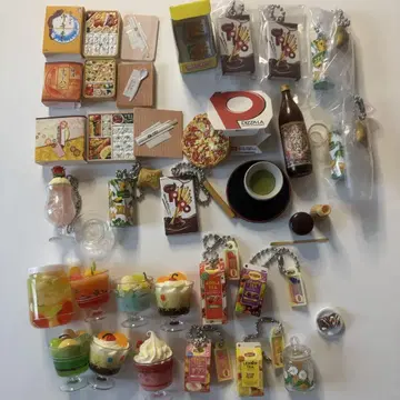 캡슐 토이 가챠가챠 세트
