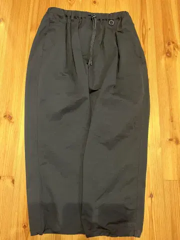 URBAN RESEARCH SHADE TECH EASY PANTS