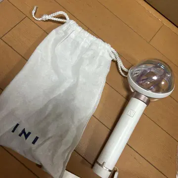 INI 응원봉