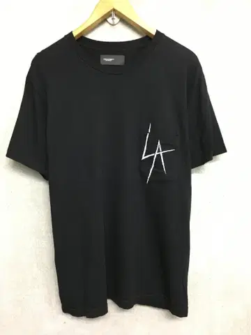 로컬 오소리티 25ss LA 프린트 포켓 부착 티셔츠 블랙