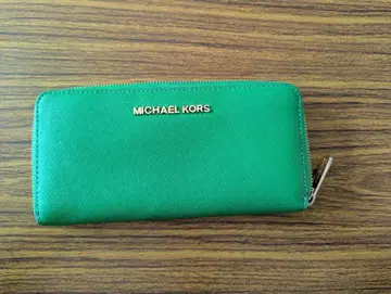 MICHAEL KORS 그린 장지갑