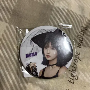 TWICE MOMO 캔뱃지 'One More Time'