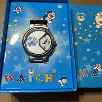도라에몽 디자인 손목시계
