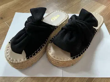 Chico 블랙 리본 샌들