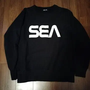 WIND AND SEA 블랙 맨투맨 L 사이즈