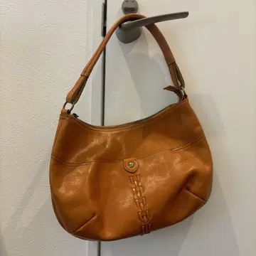 Dakota 천연 가죽 핸드백