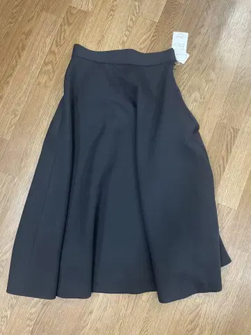 블랙 플레어 롱 스커트