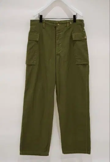 2025 INNAT 43 CARGO TROUSERS 카키