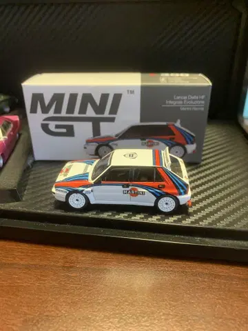 MINI GT 1/64 란치아 델타 HF 인테그랄레
