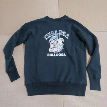 CHELSEA BULLDOGS 맨투맨 42 사이즈 네이비