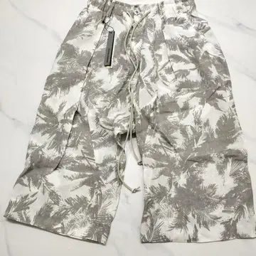 kazuyuki kumagai ATTACHMENT 보타니컬 하프 팬츠