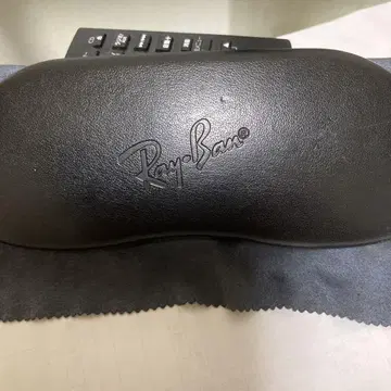 Ray-Ban RB3200 안경