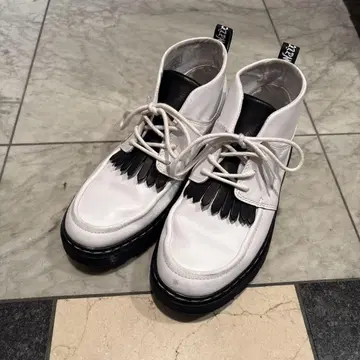 Dr. Martens Jemima 화이트 블랙 U6