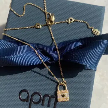 apm Monaco 락형 펜던트 목걸이