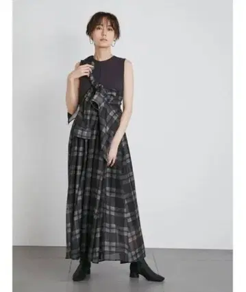 emmi atelier 셔츠 부착 도킹 원피스