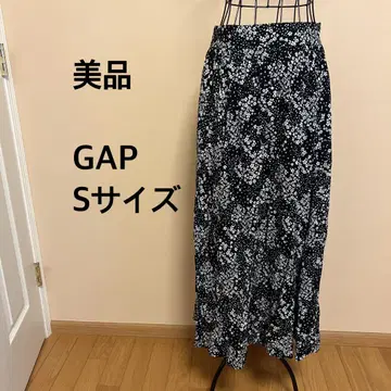 [ 새상품급 ] GAP/롱 스커트/플레어 스커트/블랙/화이트/꽃무늬