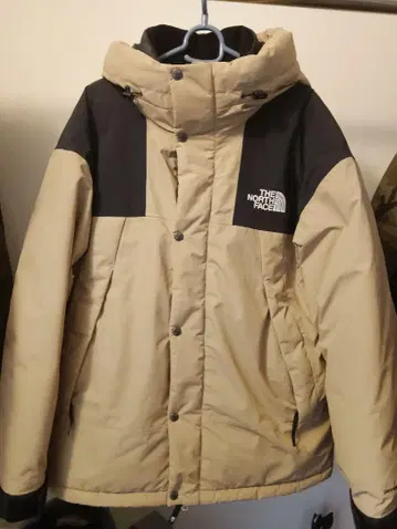 THE NORTH FACE 다운 자켓 베이지/블랙 한국제