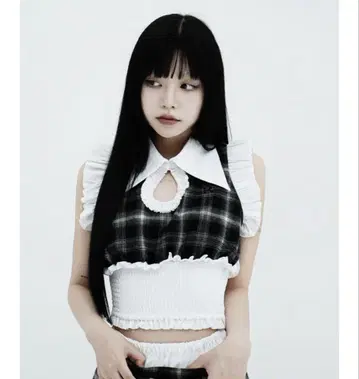 kiss the club bare frill tops