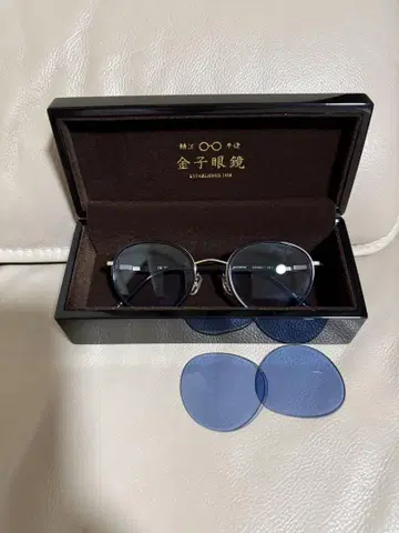 금자안경 KOS-31 2 블랙/골드