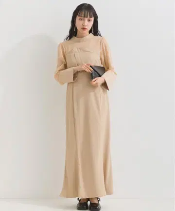 terrace 플루에트카르제 x 쉬폰 데콜테 시어 드레스