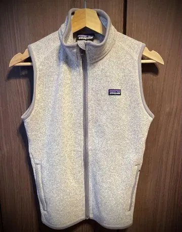 새상품급 patagonia 베스트 그레이 사이즈 S