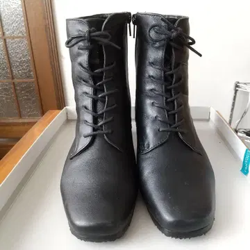블랙 숏부츠 23.5cm