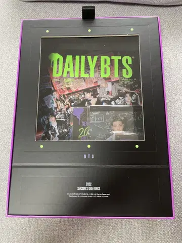 BTS 2022 SEASON'S GREETINGS
