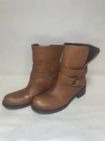 브라운 가죽 스트랩 포함 숏부츠 23cm