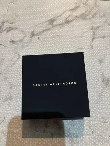 Daniel Wellington Crystal Link Bracelet
