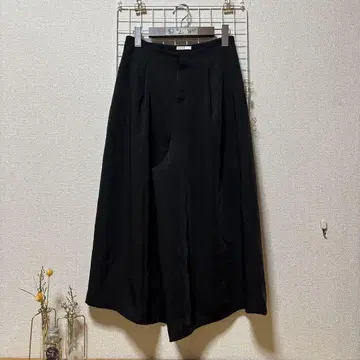 ELLE 블랙 가우초 팬츠 JCLBV-06069