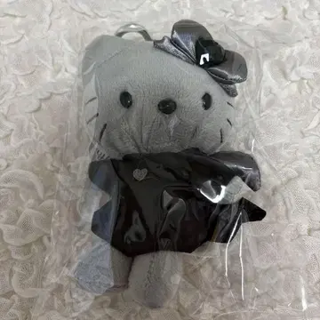 미개봉 새상품 헬로키티 블랙 엔젤 인조 가죽 마스코트 참 그레이