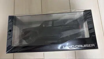 도요타 랜드크루저 250 블랙 카 샘플