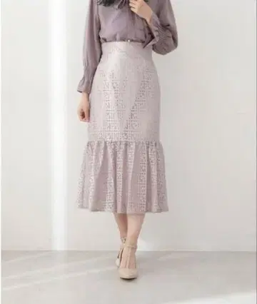 스퀘어 레이스 머메이드 스커트 그레이