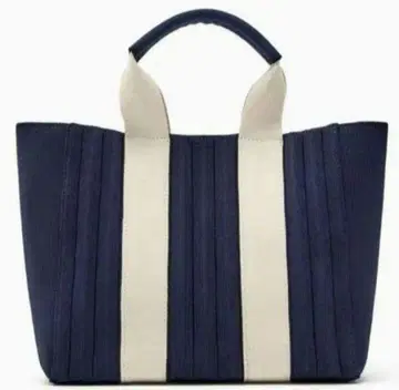 [ 당일 배송 ] ZARA 플리츠 패브릭 토트백 네이비