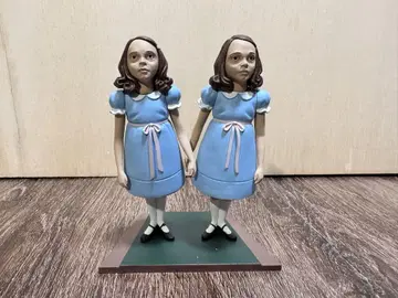 NECA 더 샤이닝 쌍둥이